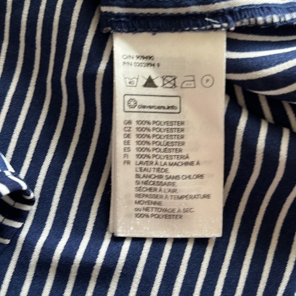 H & M Button-down Blouse V-neck Long Sleeves Size 6 Navy With White Stripes - Picture 12 of 13